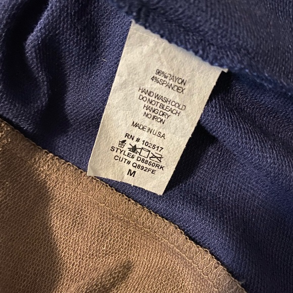 Color block dress. - Picture 5 of 5